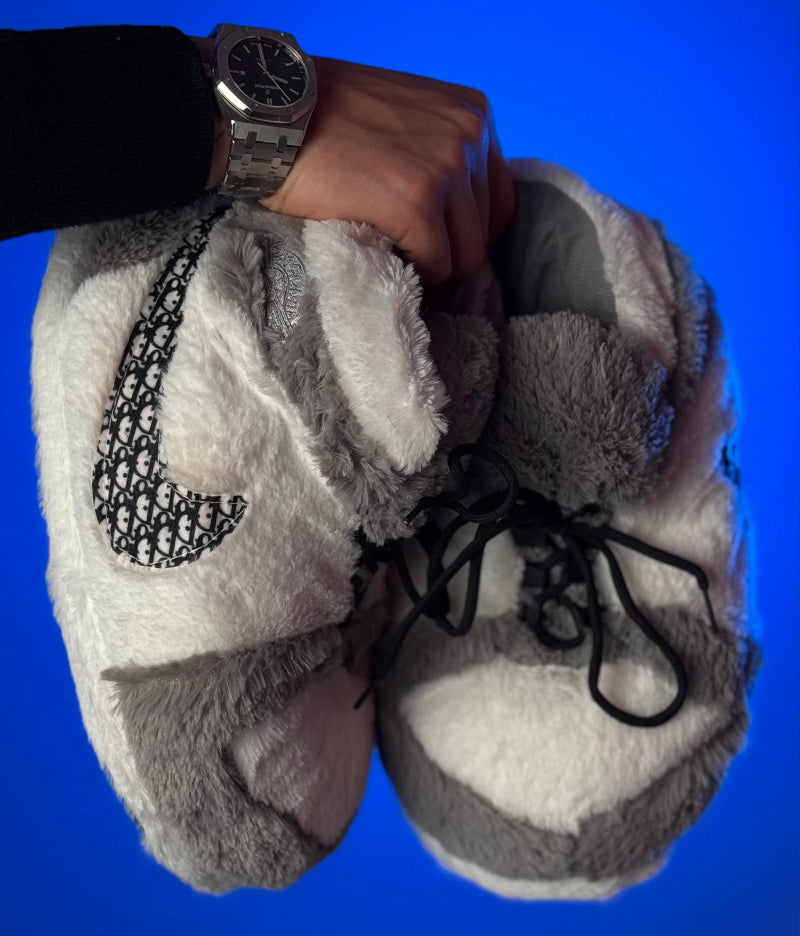 Grey fuzzy plush slippers with cozy soft lining – warm indoor winter footwear for men, women and teens, ideal for lounging or gifting in Lebanon